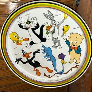 Warner Bros. Looney Tunes Character Plate - Multicolor